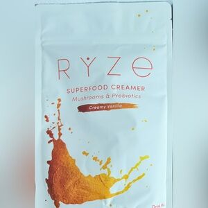 Ryze Creamer
Have multiple packages
Selling at $24 each